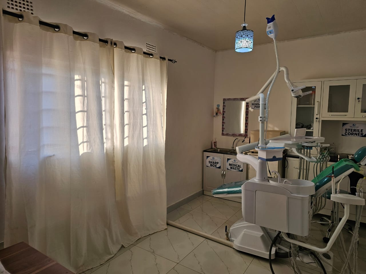 Modern treatment room at Trend Dental Clinic
